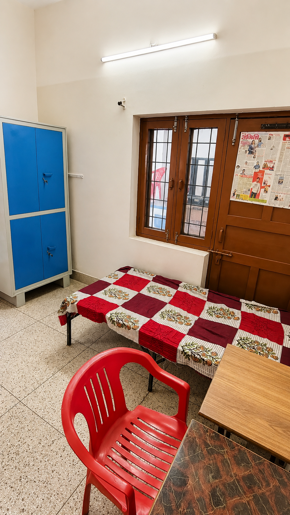 Double sharing boys PG room in Aliganj Lucknow